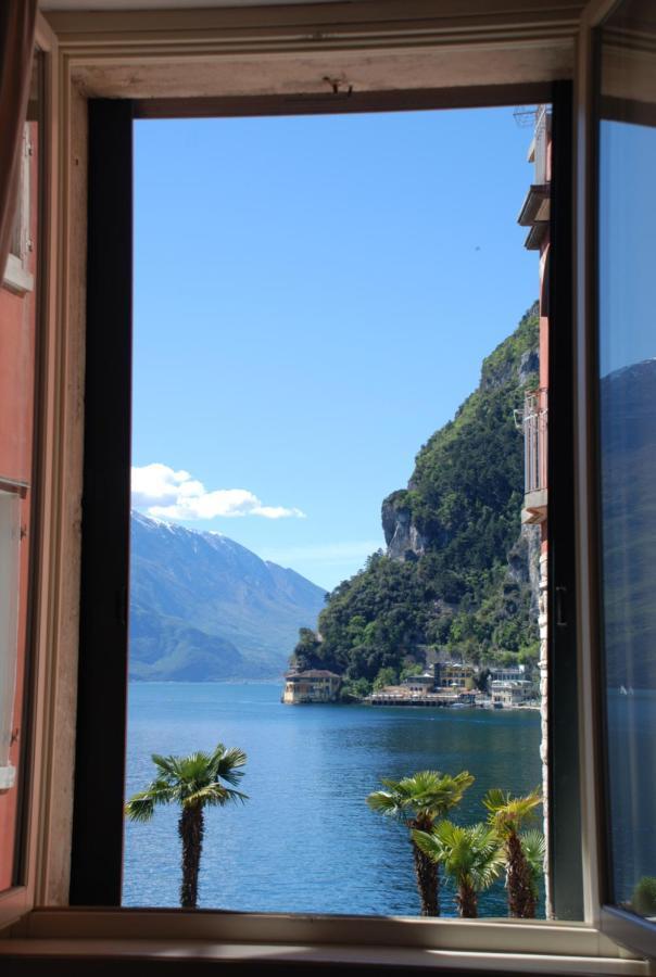 Queen Of The Lake Apartment Riva del Garda Ngoại thất bức ảnh