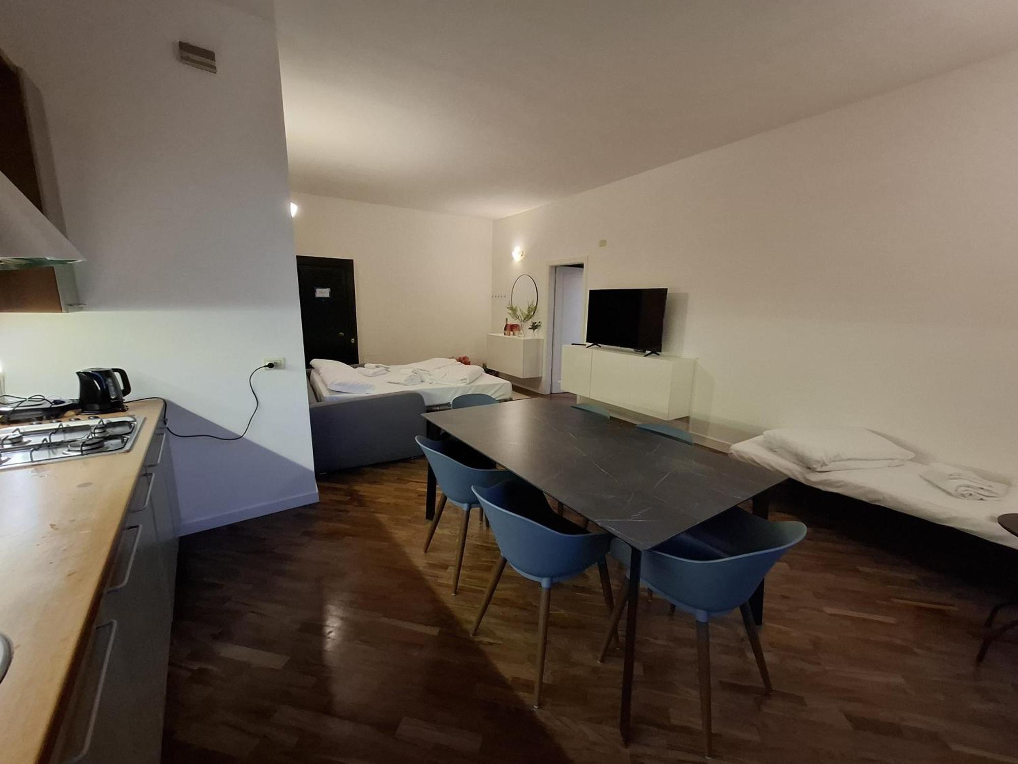 Queen Of The Lake Apartment Riva del Garda Ngoại thất bức ảnh